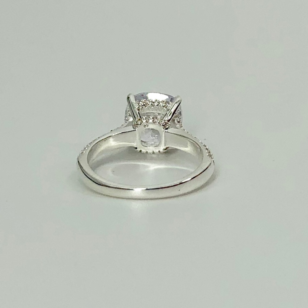 5 carat white sapphire in a 925 silver setting - Picture 4 of 8